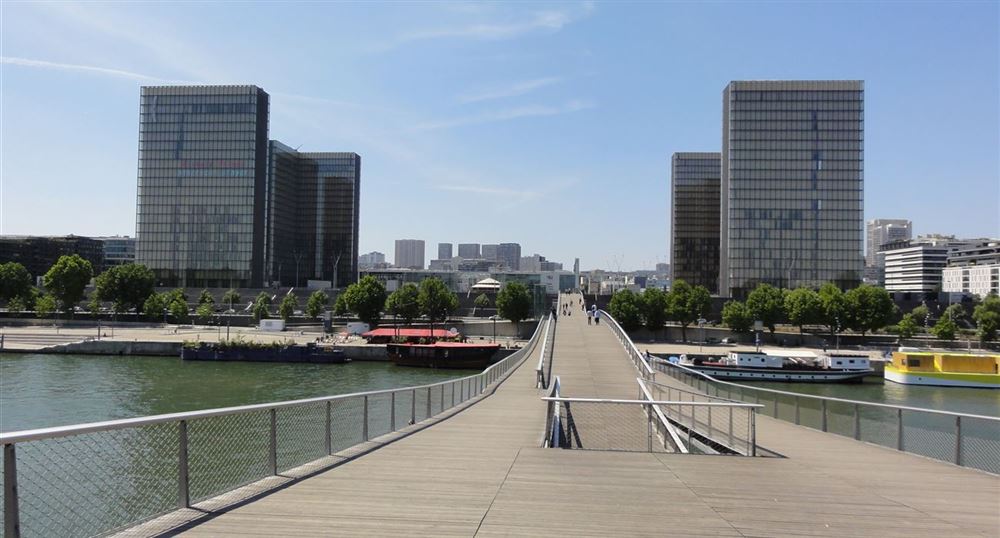 Passerelle Simone de Beauvoir