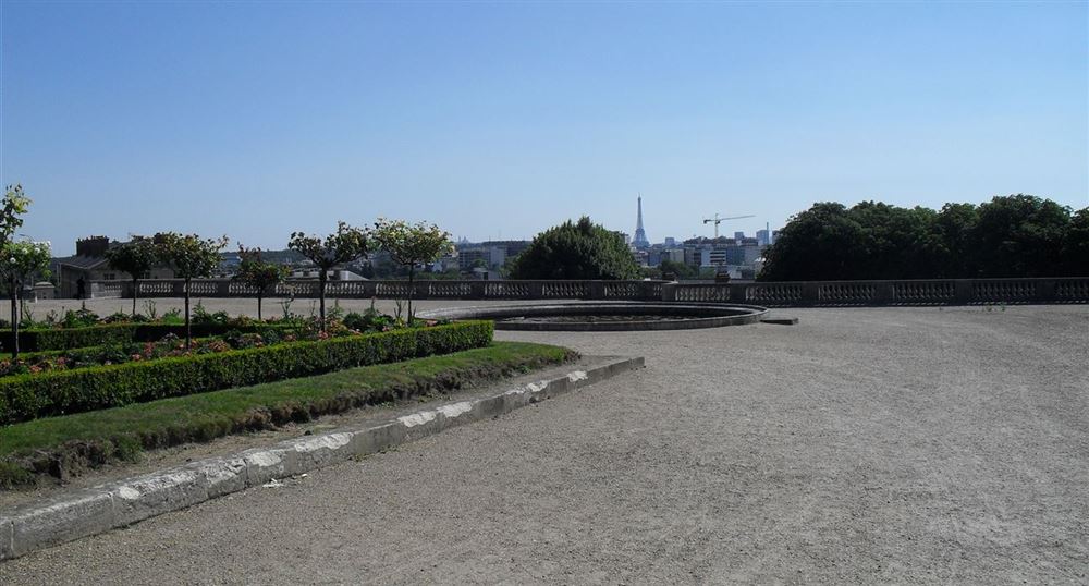 Perspective sur Paris avec la tour Eiffel