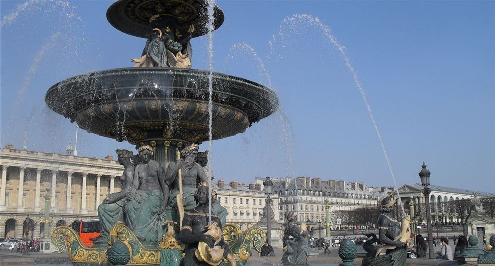 Brunnen auf dem Place de la Concorde