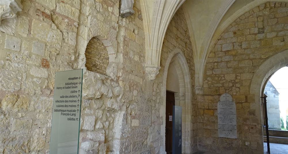 L'entrée de l'abbaye