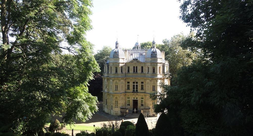 Visite du Château de Monte-Cristo@https://francedigitale.com/randonnee/afficher/226 